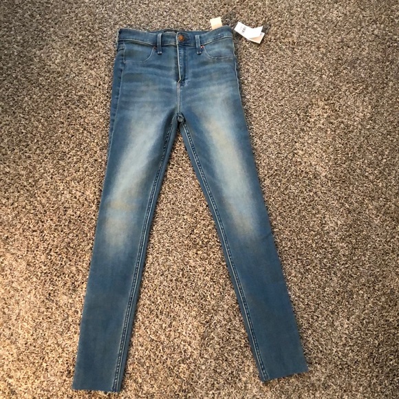 Abercrombie & Fitch Denim - BRAND NEW Abercrombie and Fitch Jeans!